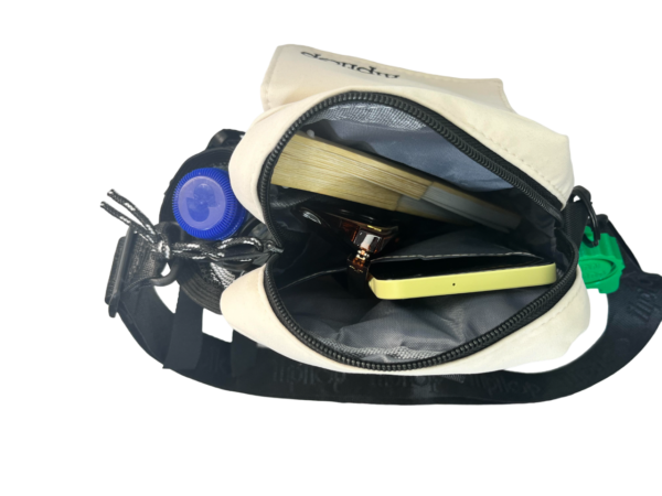 Bottle-Flip Bag | Beige - Image 7